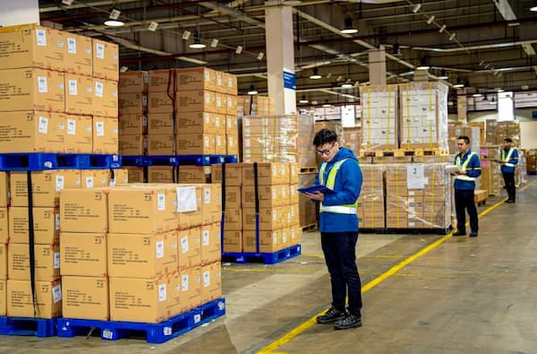 van chuyen hang tu yen dai ve viet nam 2